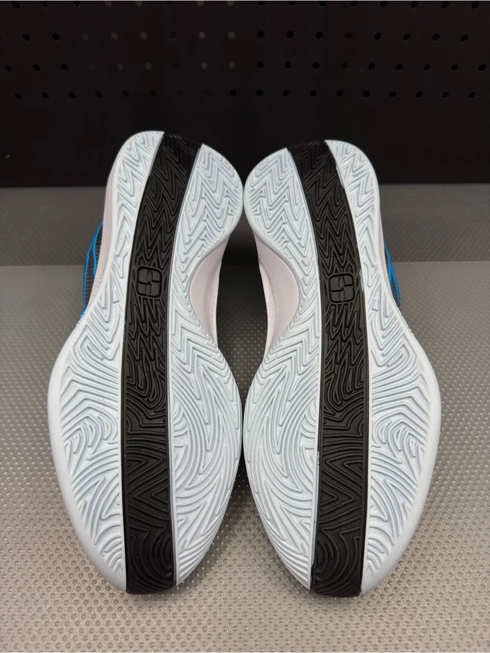 Nike Sabrina 1